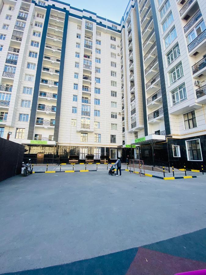 Atlantis Apartamento Bishkek Exterior foto